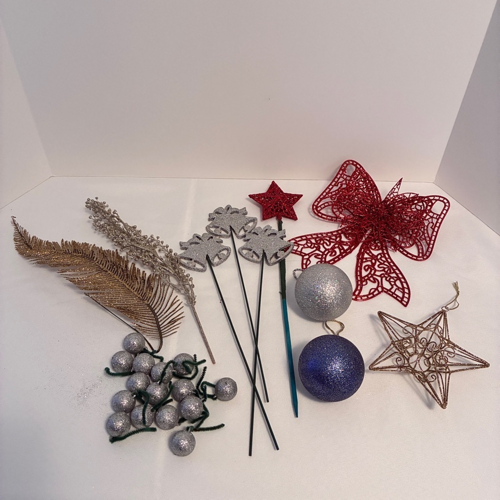 Christmas Glittery Winter Holiday Floral Craft Picks & Decorations Bulbs Bells